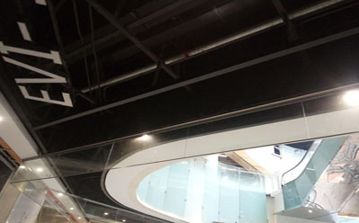 玻璃垂壁工程 玻璃垂壁工程