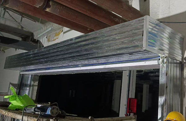 鋼質(zhì)防火卷簾安裝實例